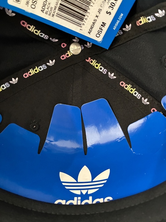 Adidas X Jeremy Scott JW8026 Black Fitted Cap High Crown \'90s Pop Art Club Kid